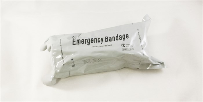 Индивидуальный перевязочный пакет Emergency Bandage 15x120 см - фото 28558